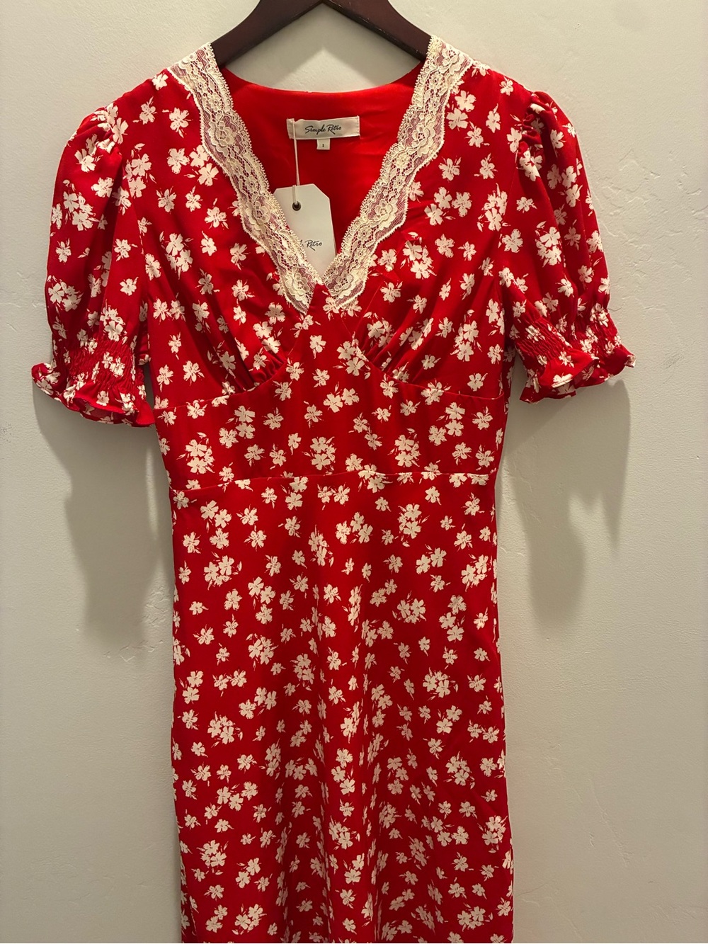 Simple Retro Red/White Floral Lace-Trim V-Neck Fit & Flare Puff Sleeves Size S